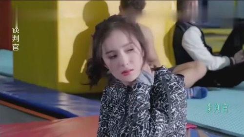 杨幂被吃豆腐照片,娱乐圈风波再起