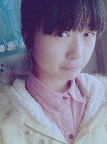 15岁女生照片大全可爱,15岁少女的可爱瞬间