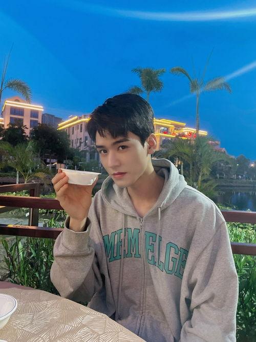 王合意背景简历照片,从背景简历到璀璨人生