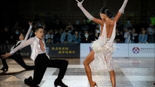 拉丁李茉晗生活照,舞动青春，绽放魅力